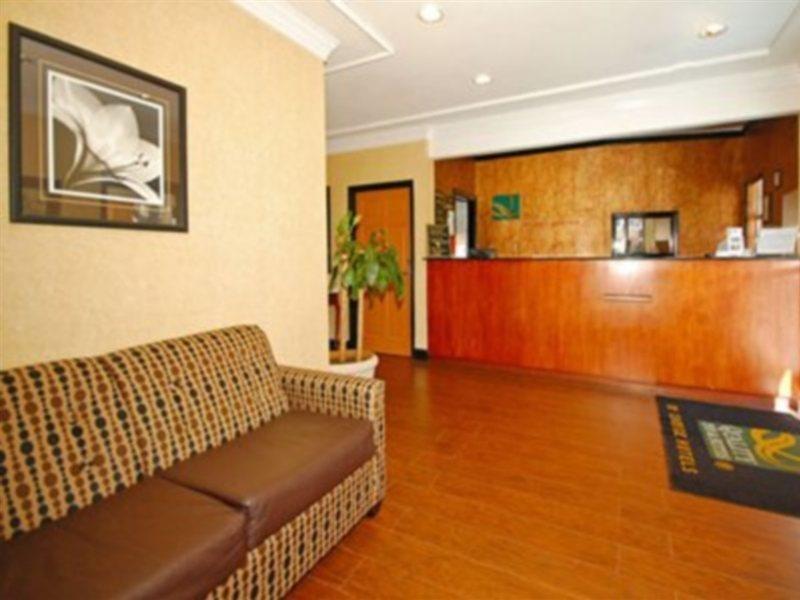 Quality Inn & Suites Lexington İç mekan fotoğraf