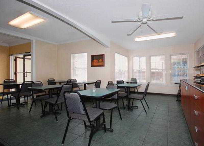 Quality Inn & Suites Lexington Restoran fotoğraf